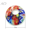 千花琉璃圆饼形吊坠，规格：20mm，孔径：6mm，琉璃饰品（花纹颜色随机）